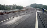  Đường cao tốc Nội Bài - Lào Cai vừa thông xe đã bị lún nứt đang nhận được sự quan tâm của dư luận. Ảnh: Anh Tuấn