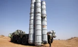 Hệ thống tên lửa đất đối không S-300.