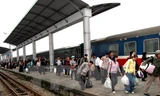 Ga Vinh rất tấp nập hành khách vào dịp cuối năm. Nguồn: TTXVN.
