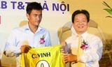 Công Vinh: Ba lần chuyển đội, lót tay chục tỷ đồng