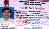 Mặt trong giấy giới thiệu của ông Mai Xuân Hữu được in như thẻ nhà báo 