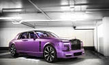 Rolls-Royce Phantom hiện là một trong những mẫu sedan siêu sang hàng đầu thế giới. Mẫu xe đến từ Anh Quốc được thiết kế với những đường nét sang trọng, quý phái và rất dễ nhận biết mỗi khi xuất hiện trên đường.