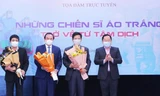 Tọa đàm trực tuyến: Những chiến sĩ áo trắng trở về từ tâm dịch