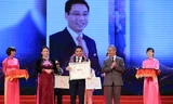Chủ tịch HĐQT VietinBank được tôn vinh trong chương trình “Vinh quang Việt Nam lần thứ XII - năm 2015”