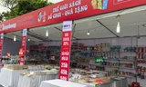 Nhà sách Tiền Phong giảm giá mạnh trong “Ngày sách Việt Nam” tại Nam Định