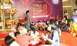 Trung thu sẻ chia hạnh phúc tại Tràng Tiền Plaza