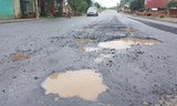 QL 14 đoạn qua xã Nam Bình, huyện Ðắk Song liên tục hư hỏng