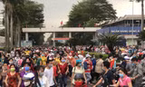 Công nhân PouYuen trong giờ tan ca 