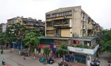 Hà Nội đã đề xuất tự quyết số tầng khi cải tạo chung cư cũ, song vẫn còn nhiều ý kiến khác nhau Ảnh: Như Ý