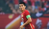 Tiền vệ Zheng Zhi vẫn còn thi đấu và nằm trong BHL ĐT Trung Quốc