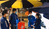 Thanh niên trực xuyên đêm nơi cửa ngõ Thủ đô