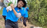 Bí thư thứ nhất thăm, động viên chiến sỹ tình nguyện trong chiến dịch “Hành quân xanh”