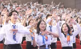 Khiemslays, Phương Mỹ Chi, Gia Bảo tỏa sáng tại Đại hội Đại biểu Sinh viên Việt Nam TP.HCM