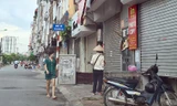 Hộ kinh doanh đang chịu ảnh hưởng nặng nề bởi dịch COVID-19, khi phải đóng cửa suốt thời gian qua. Ảnh chụp tại Hà Nội.