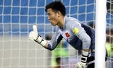 Thủ môn Nguyên Mạnh đã chơi xuất thần trước Iraq. Ảnh: Gia Hưng.