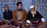 Mohammed Yousuf (giữa) tại nhà của người thân ở Kabul. Ảnh: AFP.