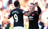 Cả Wayne Rooney và Anthony Martial đều chấn thương.