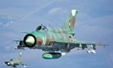 Cận cảnh tiêm kích MiG-21 Syria oanh tạc phiến quân IS
