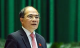 Chủ tịch QH Nguyễn Sinh Hùng.