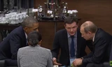 Tổng thống Obama và Tổng thống Putin gặp mặt tại hội nghị thượng đỉnh G20. Ảnh: AP.