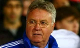 Guus Hiddink lo Chelsea sẽ xuống hạng