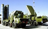 Tổ hợp tên lửa phòng không S-300 của Nga. Ảnh: AP.