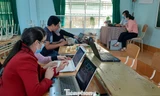 Tây Nguyên mùa tự học: Nơi photo tài liệu, nơi tranh thủ triển khai E-Leaning