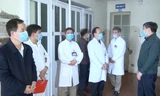 Lãnh đạo tỉnh Nam Định kiểm tra công tác ứng phó nguy cơ dịch tại các bệnh viện - Ảnh: Hoàng Long