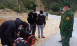 Lực lượng biên phòng Ba Sơn ngăn chặn 14 công dân nhập cảnh trái phép, sáng ngày 16/1 .Ảnh: Vi Toàn 