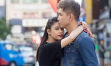 Vợ chồng Trương Quỳnh Anh ôm hôn tình tứ trên đường phố Hàn Quốc