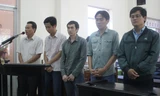Các bị cáo tại phiên tòa (ảnh: Văn Tài).