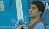 Luis Suarez khóc như mưa khi Uruguay thua sốc