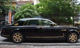 Rolls-Royce Phantom Rồng độ vàng cực độc trên phố Hà Nội