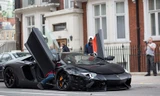 Lamborghini Aventador đâm liên hoàn trên đường