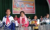 	Trao xe đạp học sinh nghèo