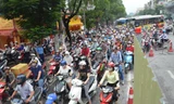 Đường Cầu Giấy tắc nghẽn sau nghỉ lễ Quốc khánh