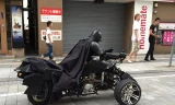 Ngỡ ngàng nhìn xe Batman 'xé gió' trên đường phố Tokyo
