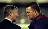 Louis van Gaal phá bỏ nhà trẻ của Sir Alex.