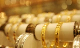 Vàng trong nước cao hơn thế giới 3,8 triệu đồng