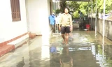 Người dân điêu đứng vì 'ngập lụt' giữa mùa hè nắng hạn 