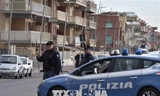 Cảnh sát Italy trong chiến dịch bắt giữ những đối tượng liên quan tới các bang đảng mafia tại Ostia.