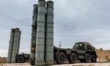 Hệ thống phòng không S-400 sắp "vô hình" trước radar. Ảnh: RIA Novosti