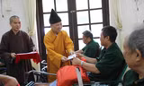 Thượng toạ Thích Thanh Quyết thăm hỏi, tặng quà thương bệnh binh tỉnh Hà Nam
