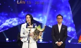 Mỹ Tâm trở lại và giành luôn cú đúp Album và Ca sĩ của năm