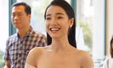 Nhã Phương tươi tắn xuất hiện tại Hà Nội. Ảnh: Bảo Hân