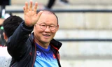 HLV Park Hang Seo và học trò có thêm Mạnh Thường Quân