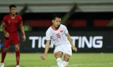 Giành Quả bóng Vàng, tiền vệ Hùng Dũng tăng giá phi mã