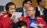 Hết hạn cách ly, thầy Park dự khán các trận đấu V-League