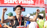Nguyễn Văn Lai lập cứ đúp HCV cự ly 21 km tại Tiền Phong Marathon