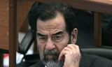 Đấu giá dây thừng treo cổ ông Saddam Hussein 7 triệu USD